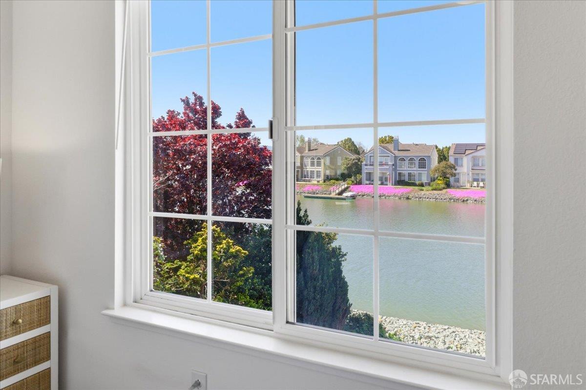 Detail Gallery Image 47 of 79 For 332 Mindanao Dr, Redwood City,  CA 94065 - 3 Beds | 2/1 Baths