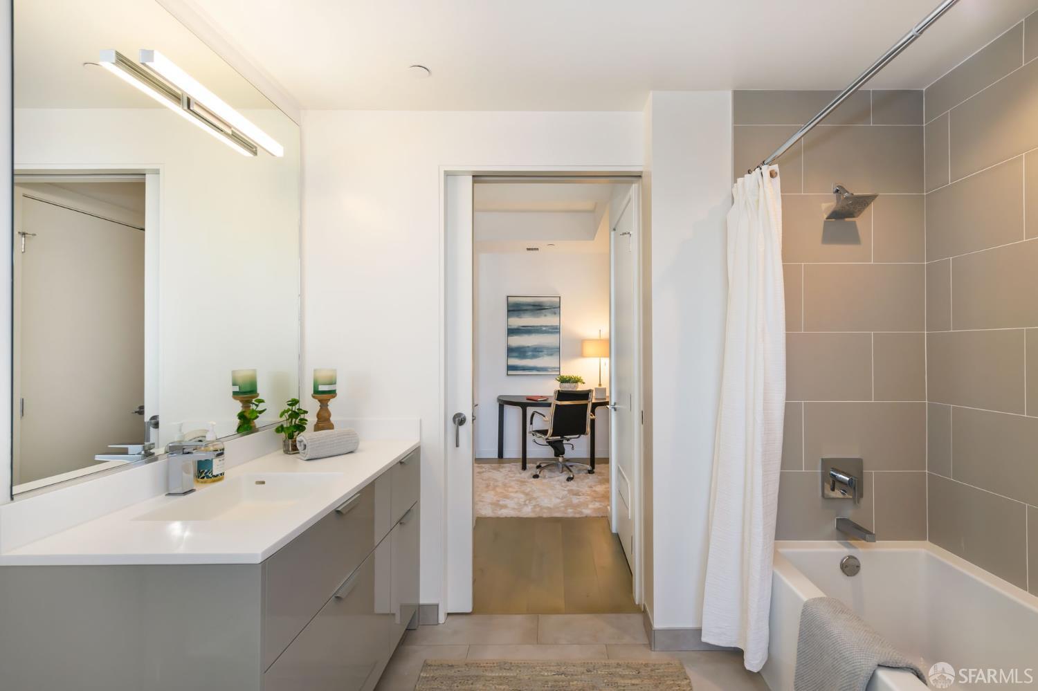 Photo #11: 426113238 Listing: Photo #11