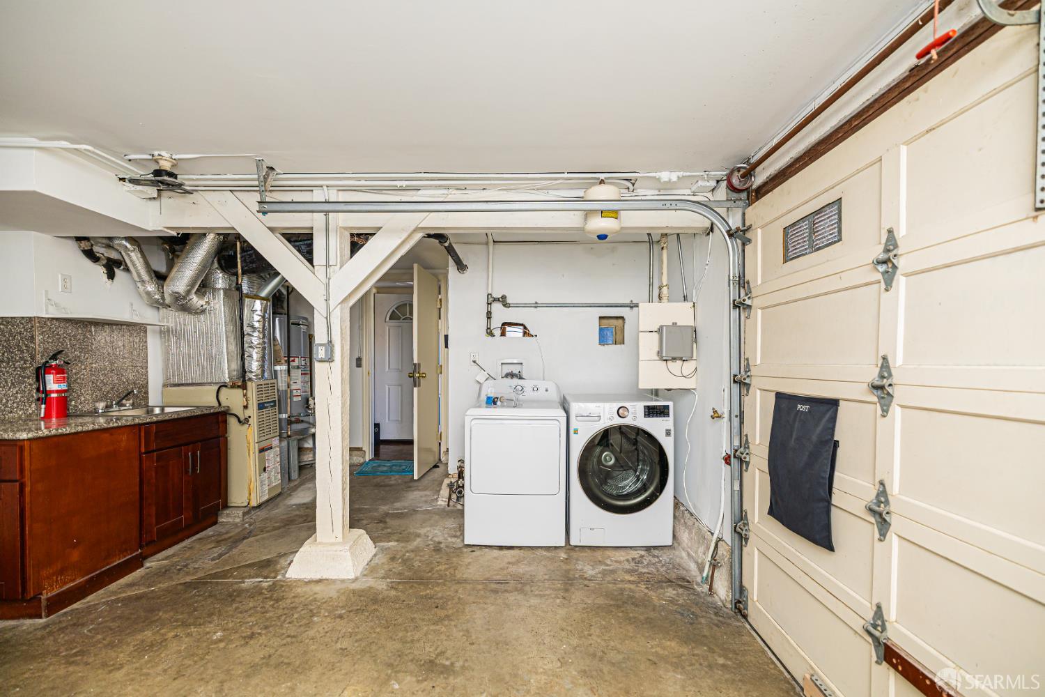 Detail Gallery Image 33 of 39 For 125 Garfield St, San Francisco,  CA 94134 - 4 Beds | 2 Baths