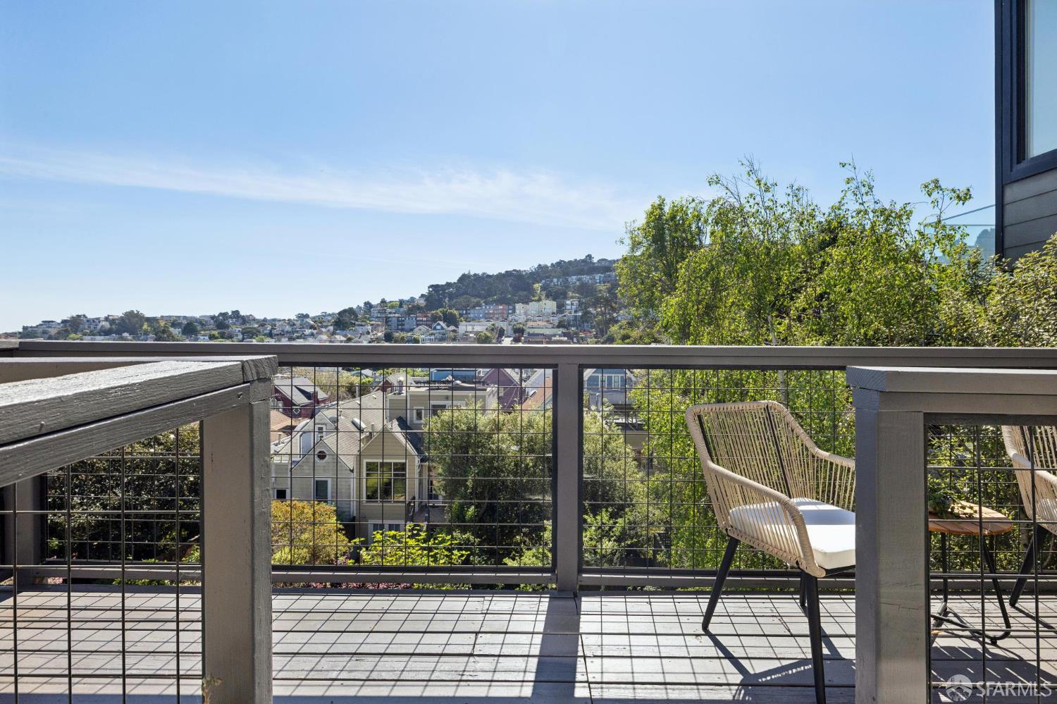 Detail Gallery Image 25 of 51 For 4333 23rd St, San Francisco,  CA 94114 - 3 Beds | 3 Baths