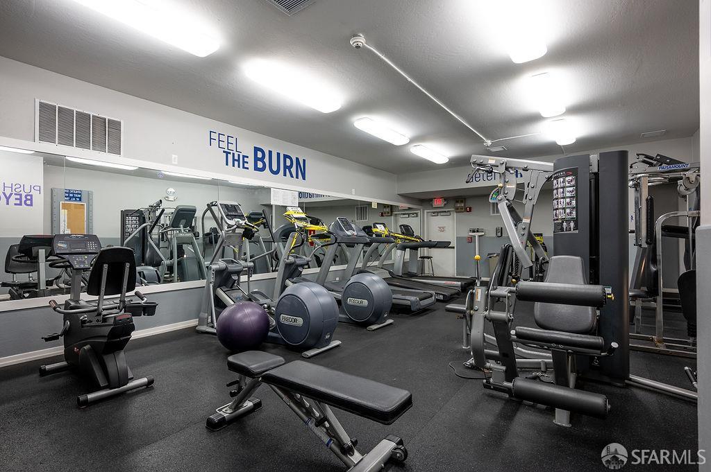 Detail Gallery Image 29 of 34 For 137 Piccadilly Pl a,  San Bruno,  CA 94066 - 2 Beds | 2 Baths