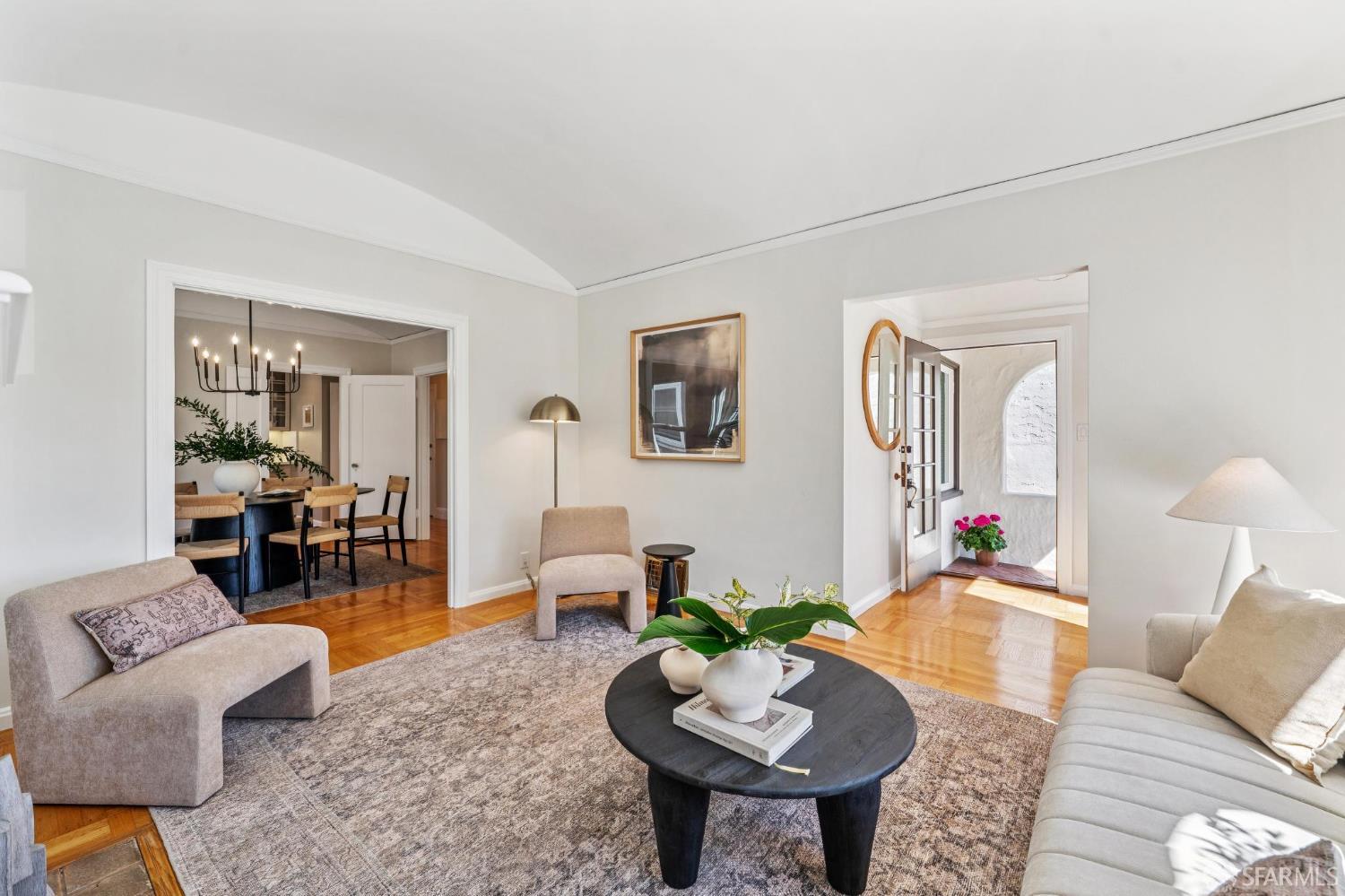 Detail Gallery Image 10 of 56 For 100 Chaves Ave, San Francisco,  CA 94127 - 2 Beds | 2 Baths