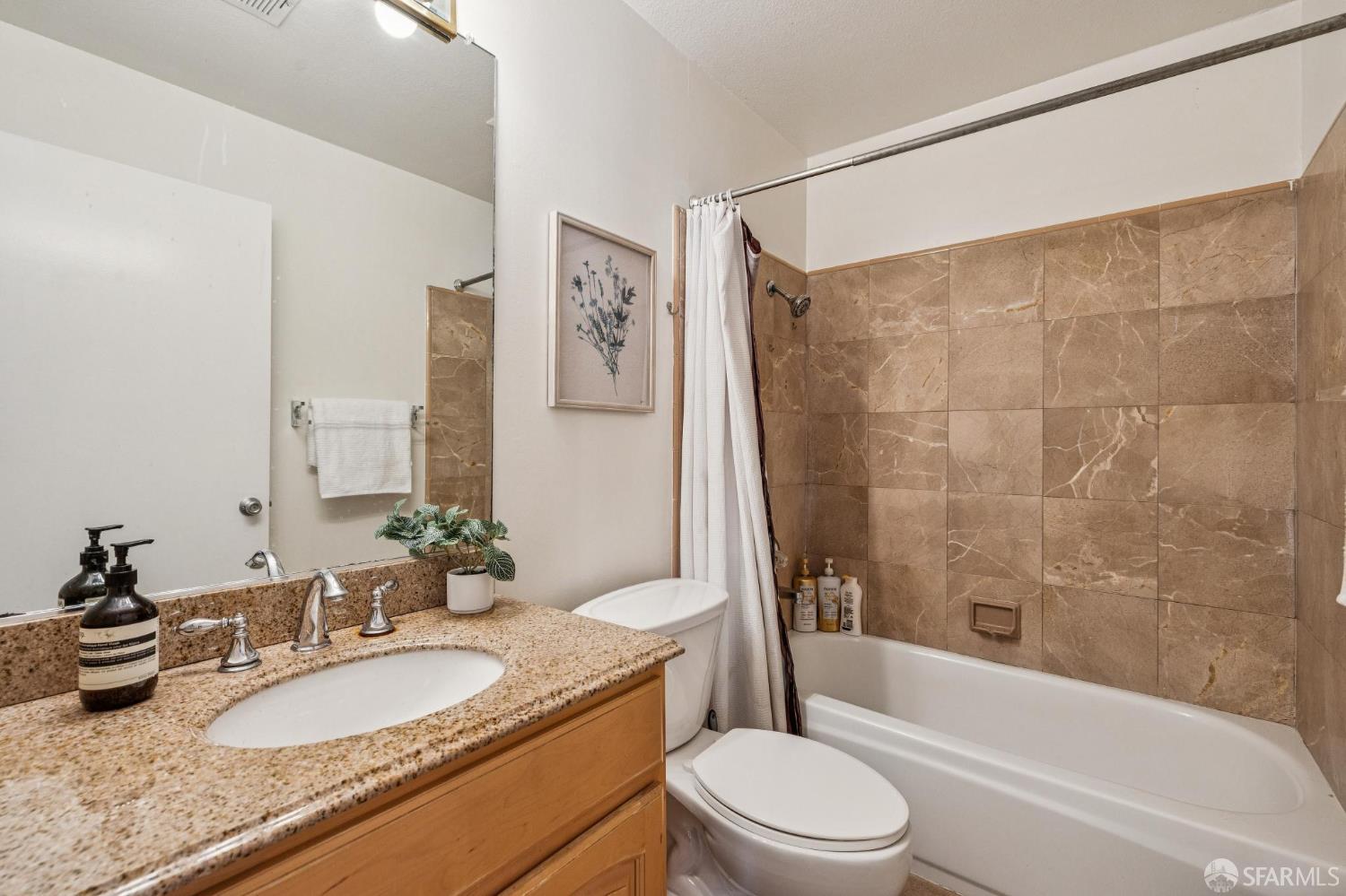 Detail Gallery Image 50 of 82 For 532 Franconia St, San Francisco,  CA 94110 - 5 Beds | 4 Baths