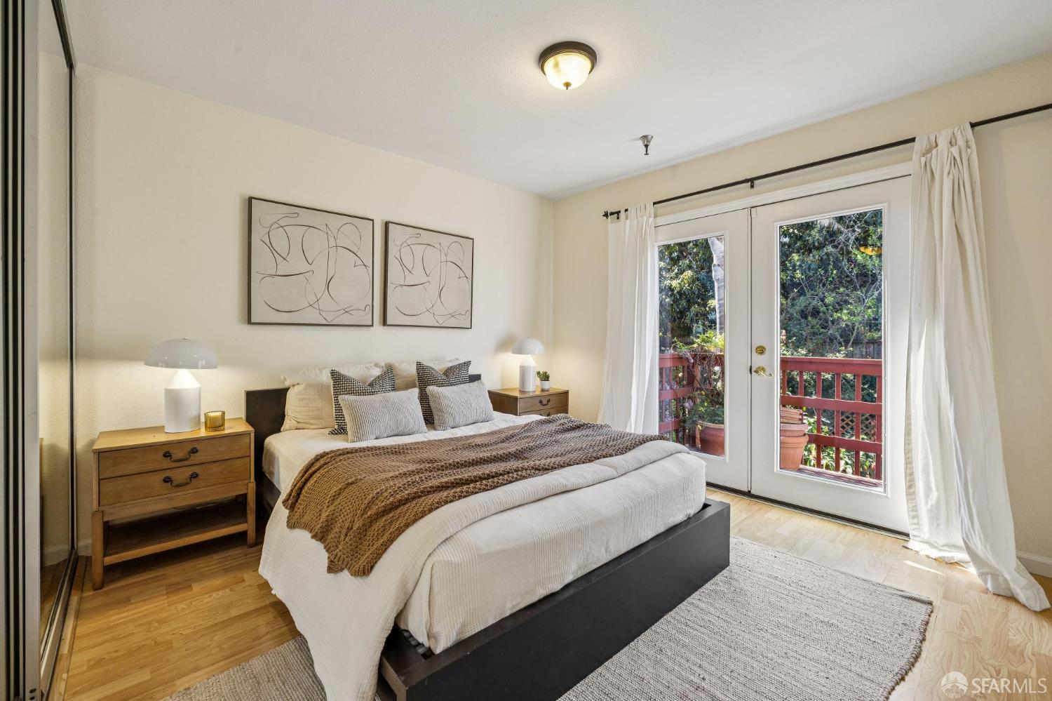 Detail Gallery Image 28 of 82 For 532 Franconia St, San Francisco,  CA 94110 - 5 Beds | 4 Baths