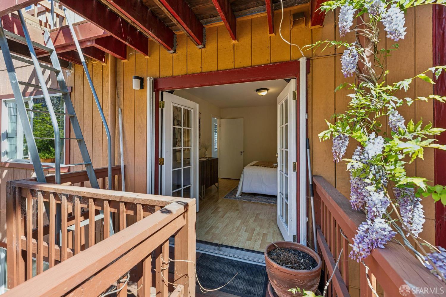 Detail Gallery Image 42 of 82 For 532 Franconia St, San Francisco,  CA 94110 - 5 Beds | 4 Baths