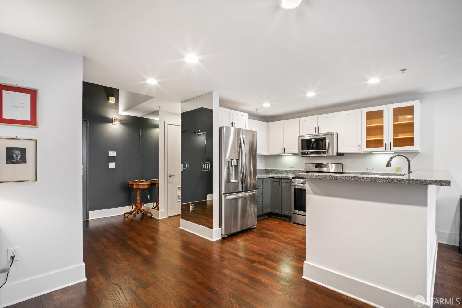 Photo #21: 426108151 Listing: Photo #21