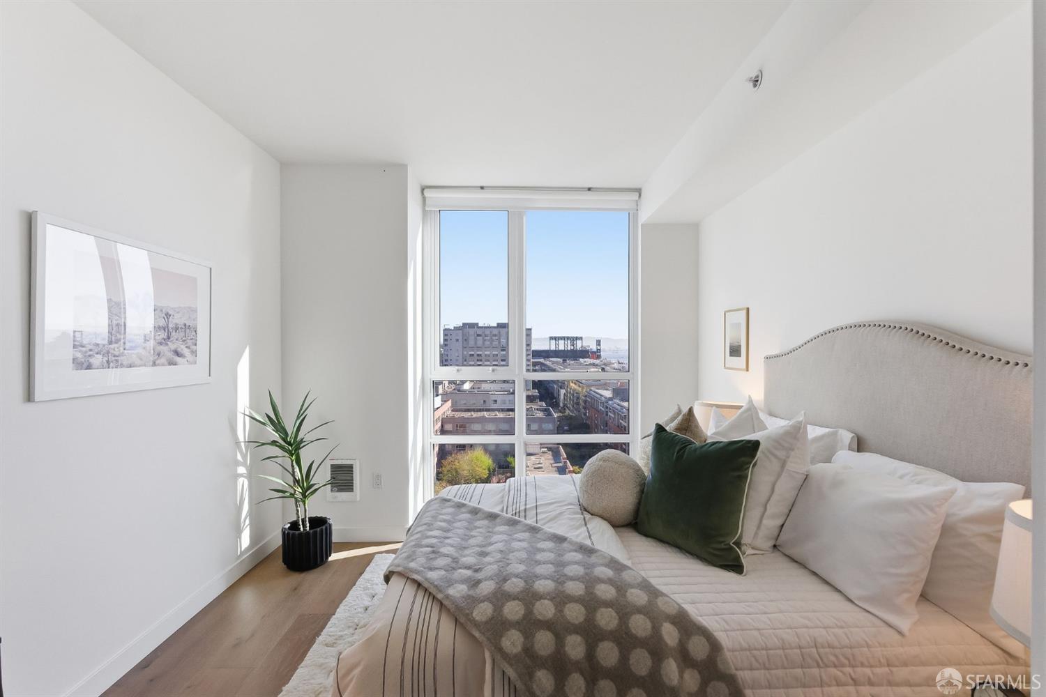 Photo #17: 426113178 Listing: Photo #17