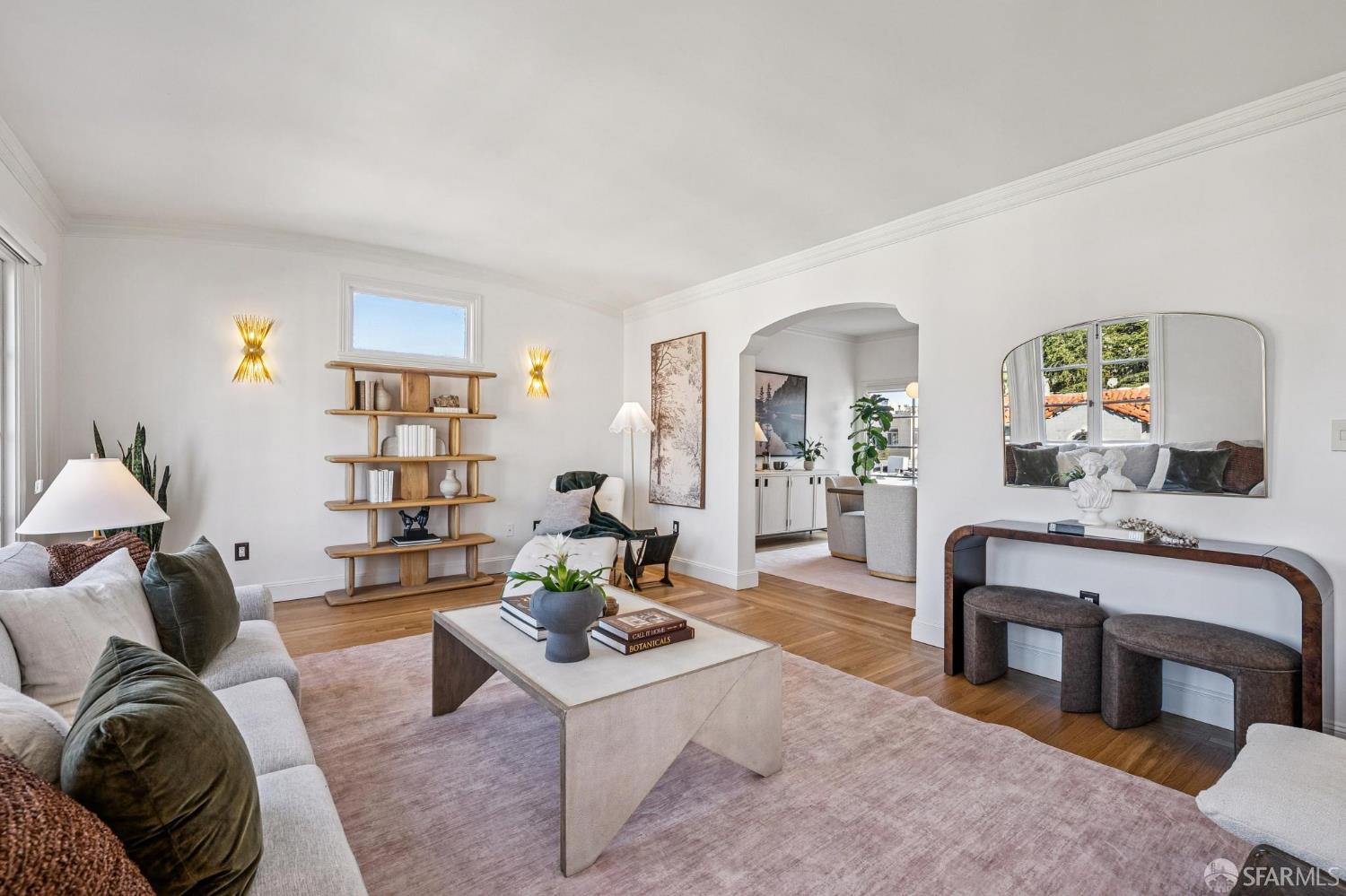 Detail Gallery Image 6 of 51 For 2165 Beach St #5,  San Francisco,  CA 94123 - 2 Beds | 2 Baths