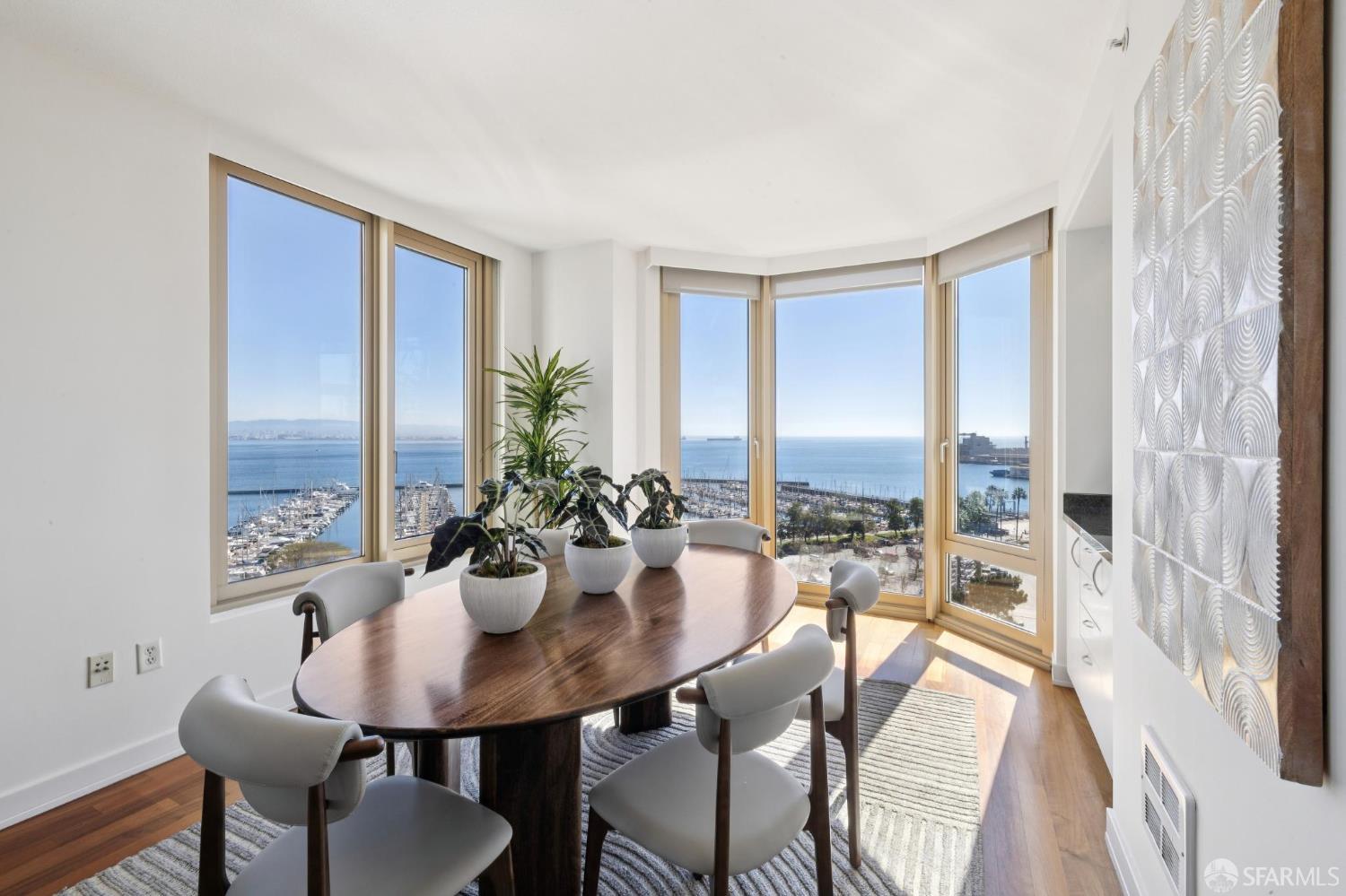 Photo #6: 426113756 Listing: Photo #6