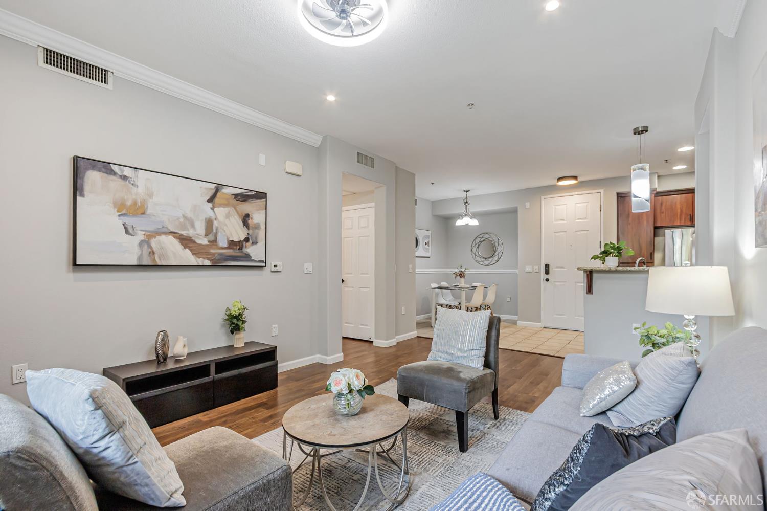 Detail Gallery Image 11 of 43 For 1101 S Main St #216,  Milpitas,  CA 95035 - 2 Beds | 2 Baths