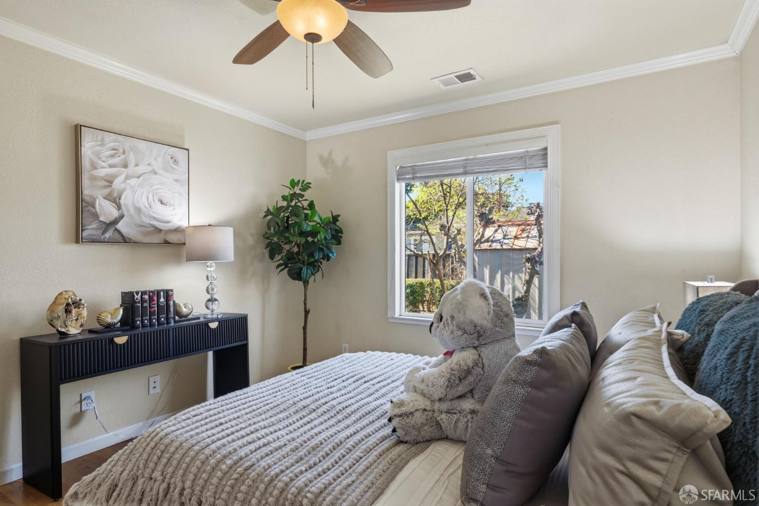Detail Gallery Image 27 of 55 For 219 Verbena Dr, East Palo Alto,  CA 94303 - 3 Beds | 1 Baths