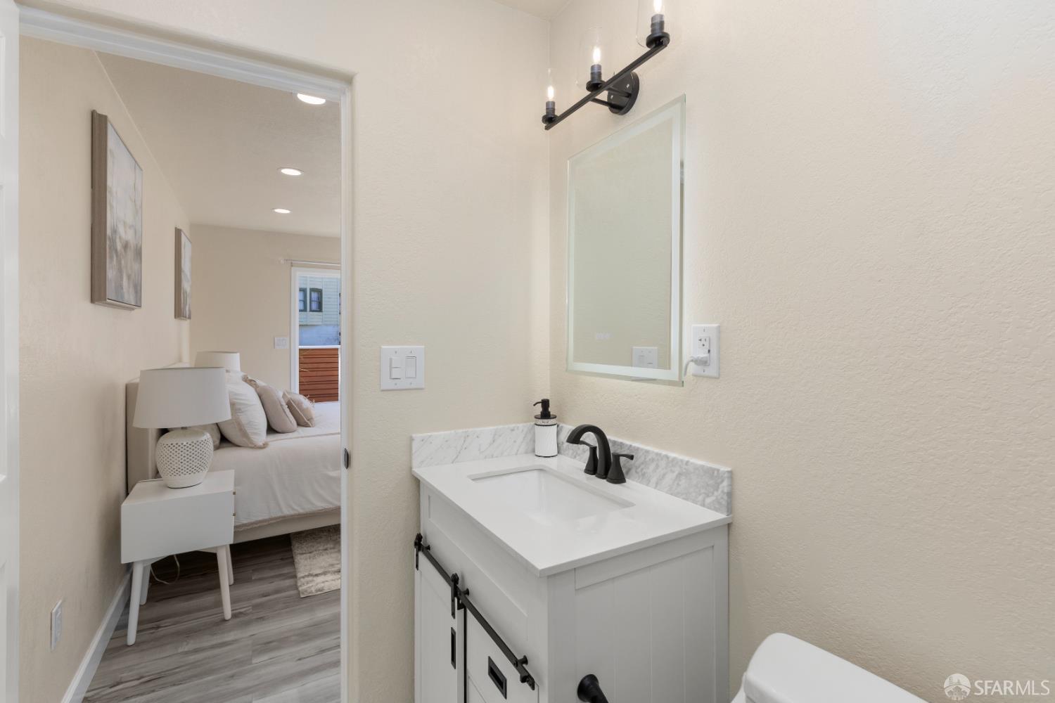 Detail Gallery Image 30 of 97 For 1247 Fitzgerald Ave, San Francisco,  CA 94124 - 4 Beds | 3 Baths