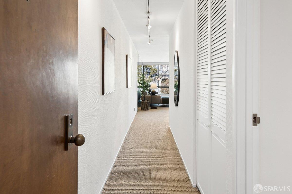 Photo #15: 426112279 Listing: Photo #15