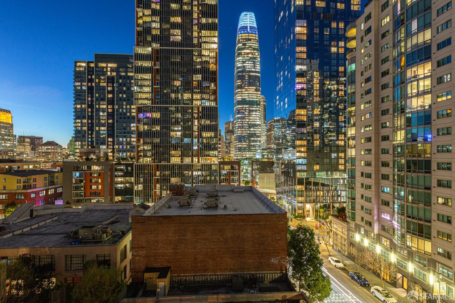 Photo #6: 426110365 Listing: Photo #6