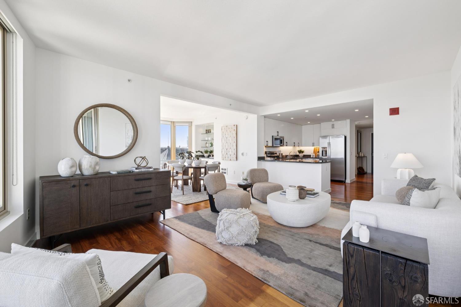 Photo #9: 426113756 Listing: Photo #9