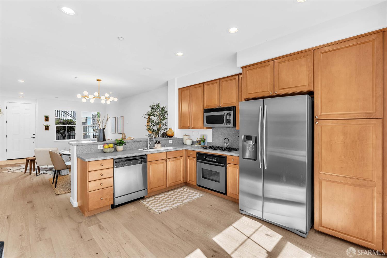 Detail Gallery Image 8 of 30 For 323 Casselino Dr, San Jose,  CA 95136 - 2 Beds | 2 Baths