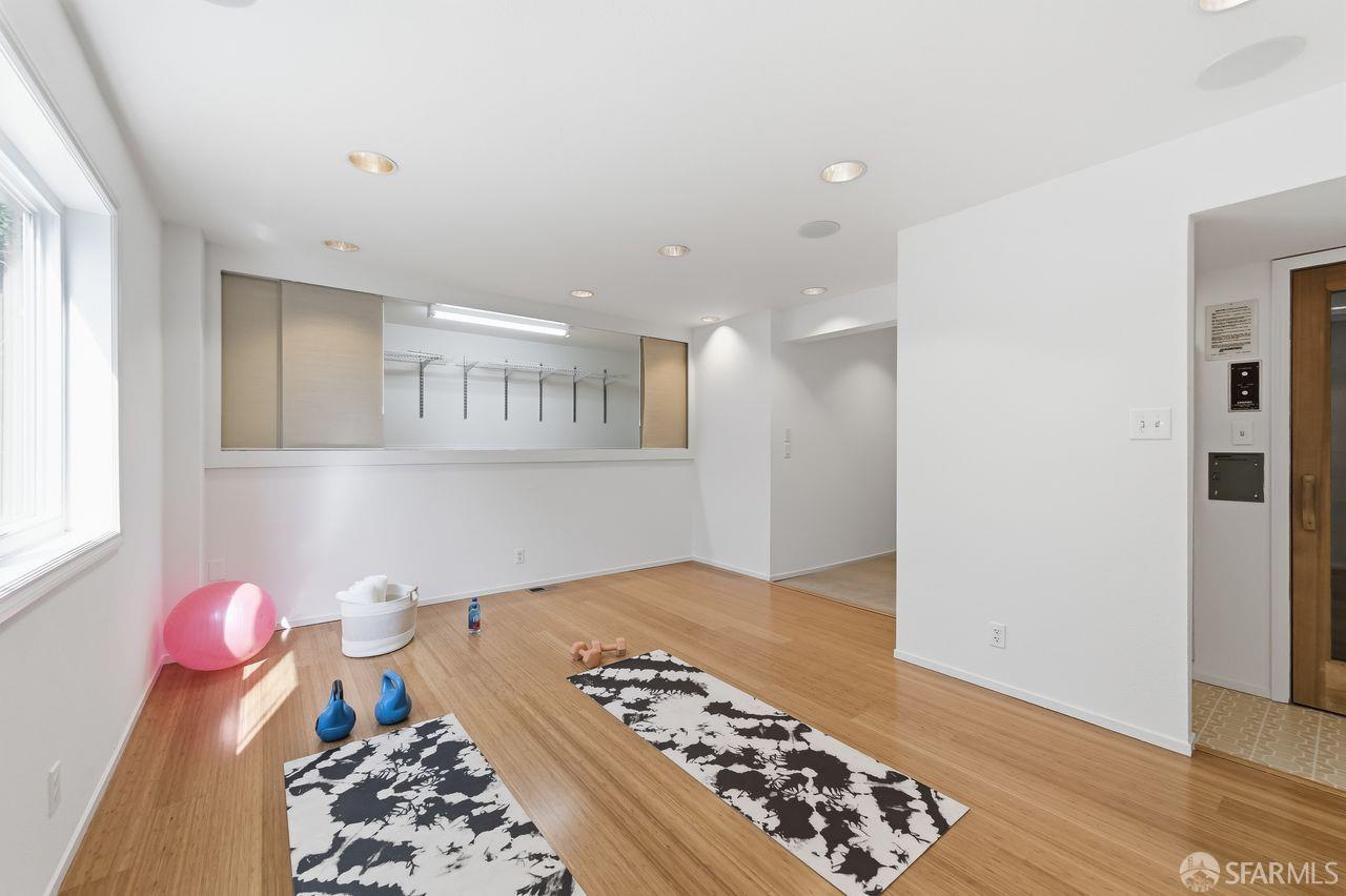 Detail Gallery Image 39 of 58 For 179 Bay View Dr, San Carlos,  CA 94070 - 3 Beds | 2/1 Baths