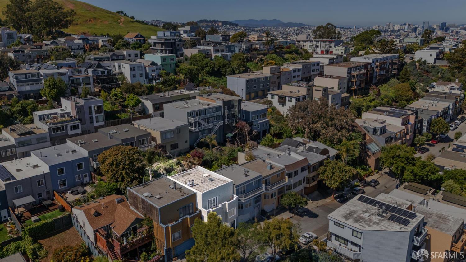 Detail Gallery Image 76 of 82 For 532 Franconia St, San Francisco,  CA 94110 - 5 Beds | 4 Baths