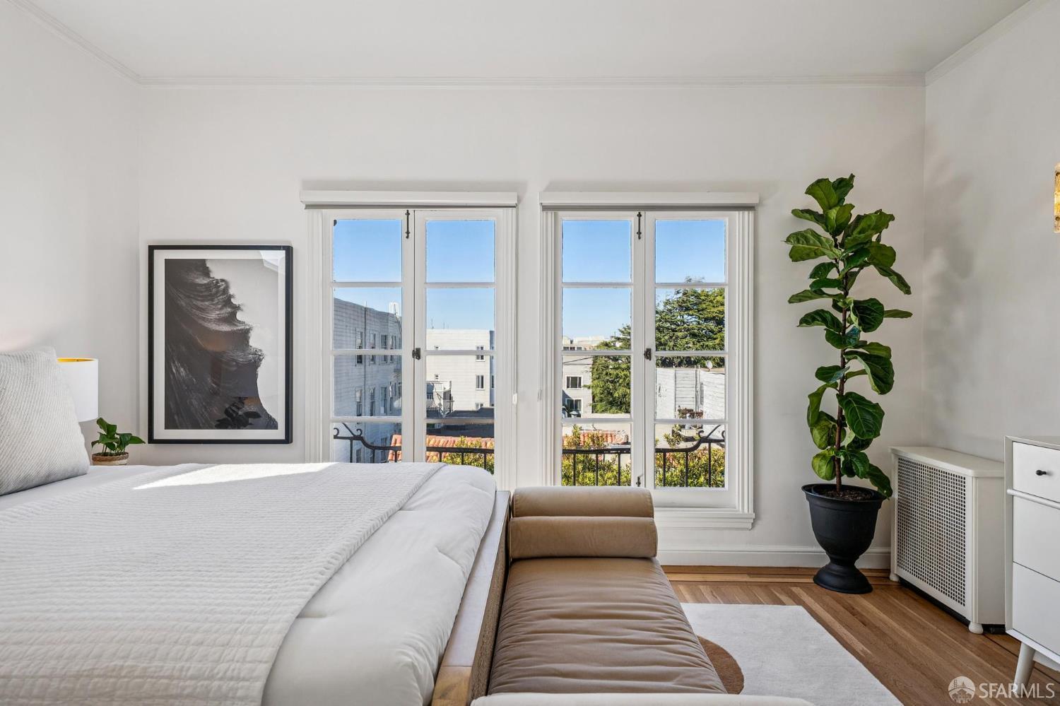 Detail Gallery Image 28 of 51 For 2165 Beach St #5,  San Francisco,  CA 94123 - 2 Beds | 2 Baths