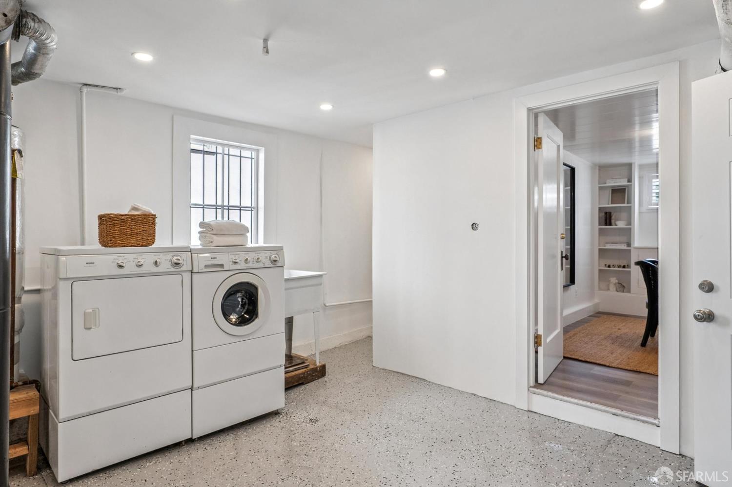 Detail Gallery Image 43 of 56 For 100 Chaves Ave, San Francisco,  CA 94127 - 2 Beds | 2 Baths