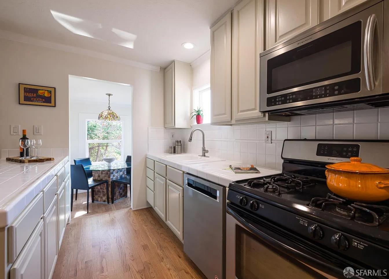 Detail Gallery Image 11 of 22 For 11 Recreation Dr, La Honda,  CA 94020 - 3 Beds | 1/1 Baths