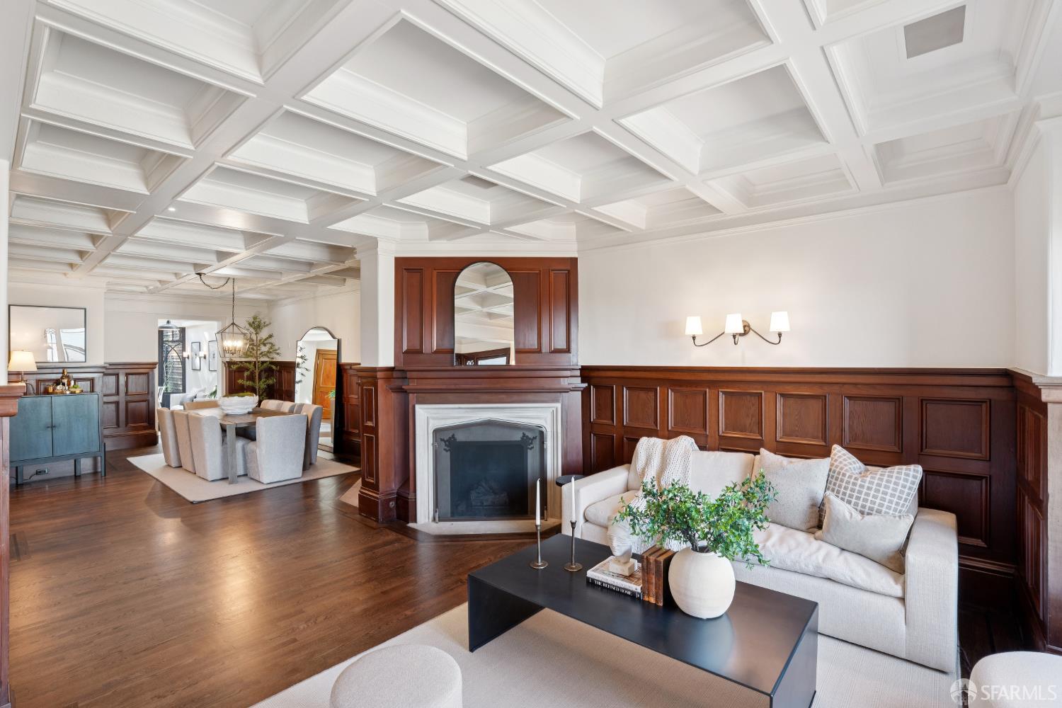 Detail Gallery Image 7 of 78 For 2535 Vallejo St, San Francisco,  CA 94123 - 3 Beds | 3/2 Baths