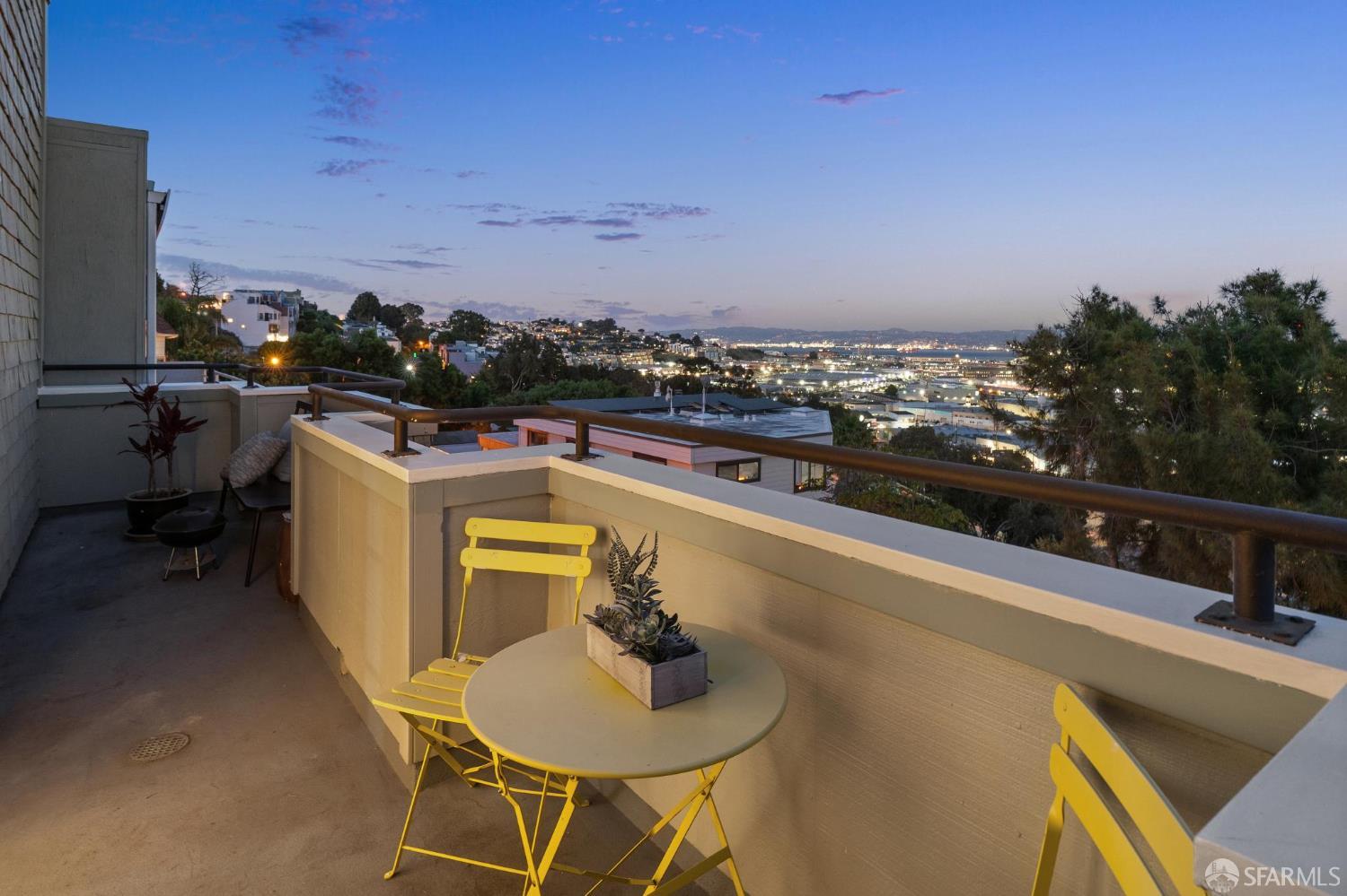 Detail Gallery Image 67 of 82 For 532 Franconia St, San Francisco,  CA 94110 - 5 Beds | 4 Baths