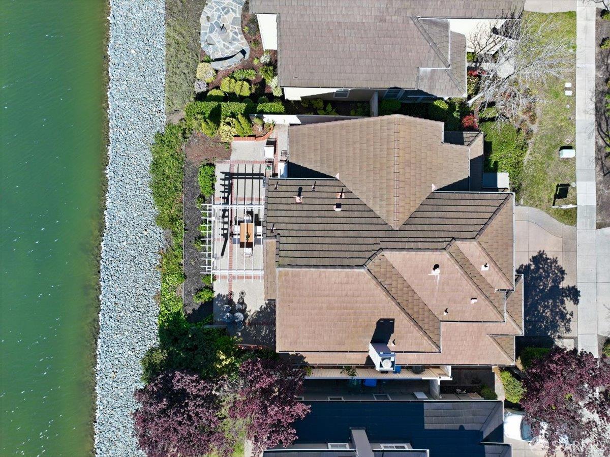 Detail Gallery Image 71 of 82 For 332 Mindanao Dr, Redwood City,  CA 94065 - 3 Beds | 2/1 Baths