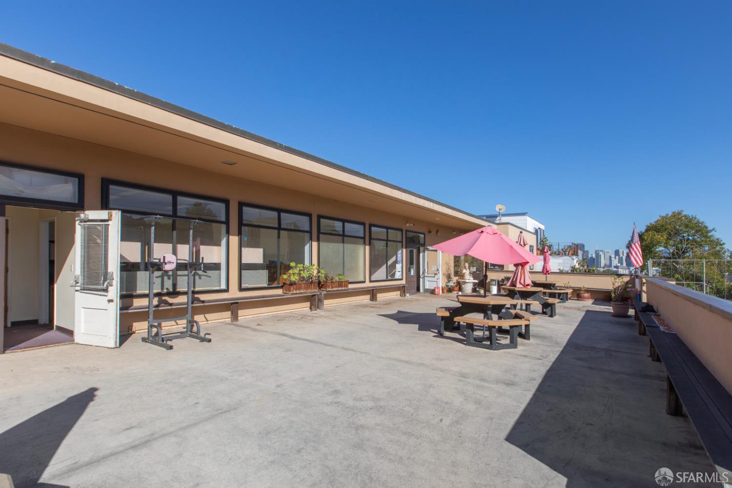 Detail Gallery Image 8 of 54 For 455 Arkansas St, San Francisco,  CA 94107 - – Beds | – Baths