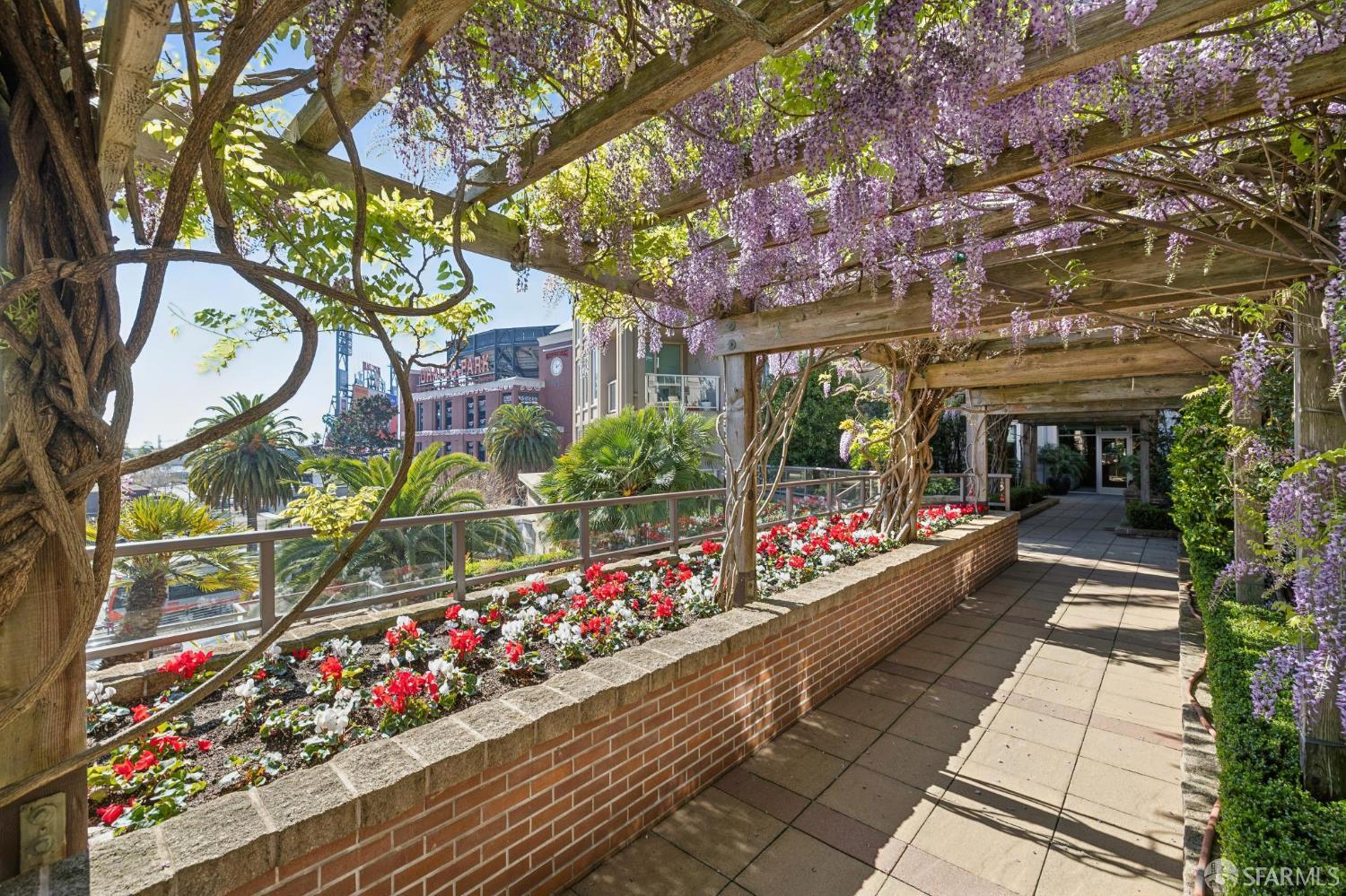 Photo #25: 426113756 Listing: Photo #25