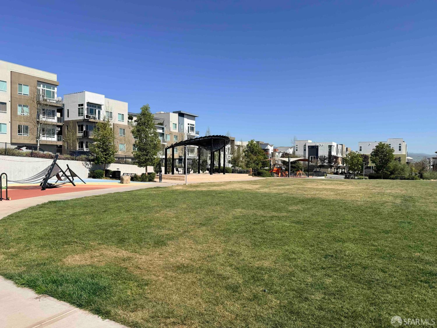 Detail Gallery Image 28 of 30 For 323 Casselino Dr, San Jose,  CA 95136 - 2 Beds | 2 Baths