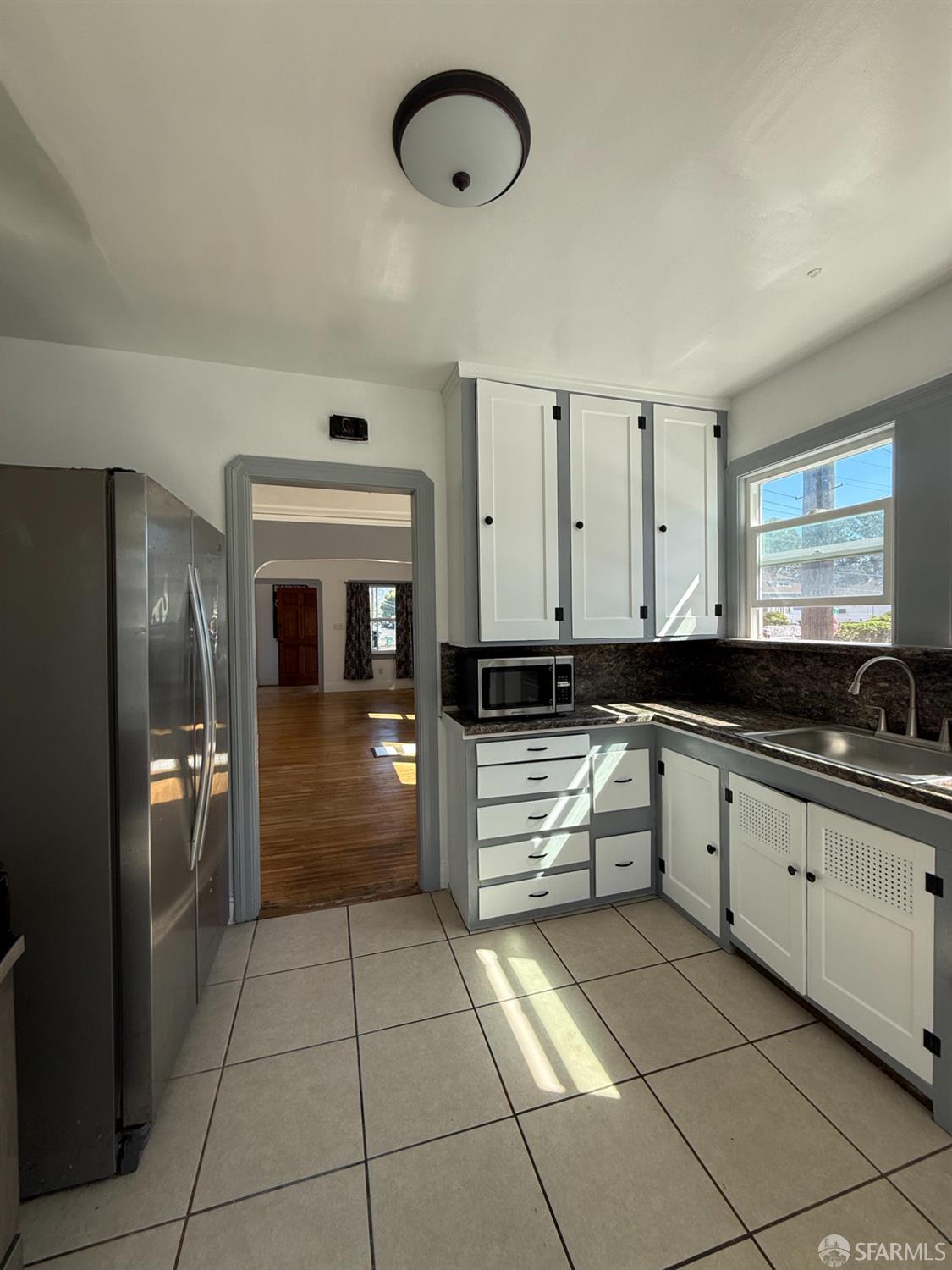 Detail Gallery Image 33 of 41 For 3331 Davis St, Oakland,  CA 94601 - 2 Beds | 1 Baths