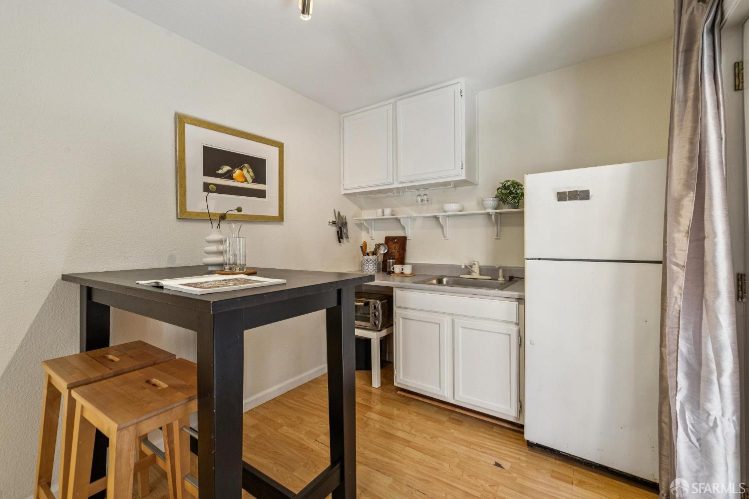 Detail Gallery Image 49 of 82 For 532 Franconia St, San Francisco,  CA 94110 - 5 Beds | 4 Baths