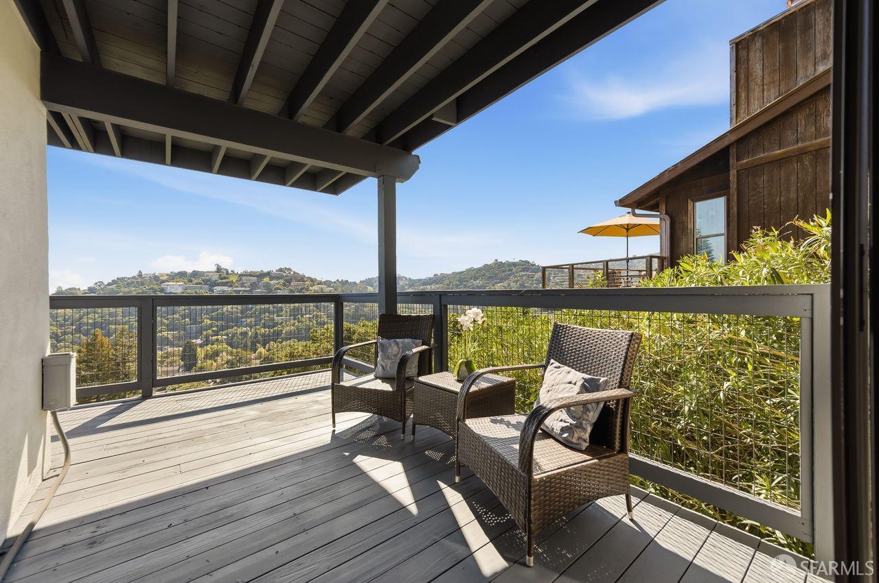 Detail Gallery Image 30 of 58 For 179 Bay View Dr, San Carlos,  CA 94070 - 3 Beds | 2/1 Baths