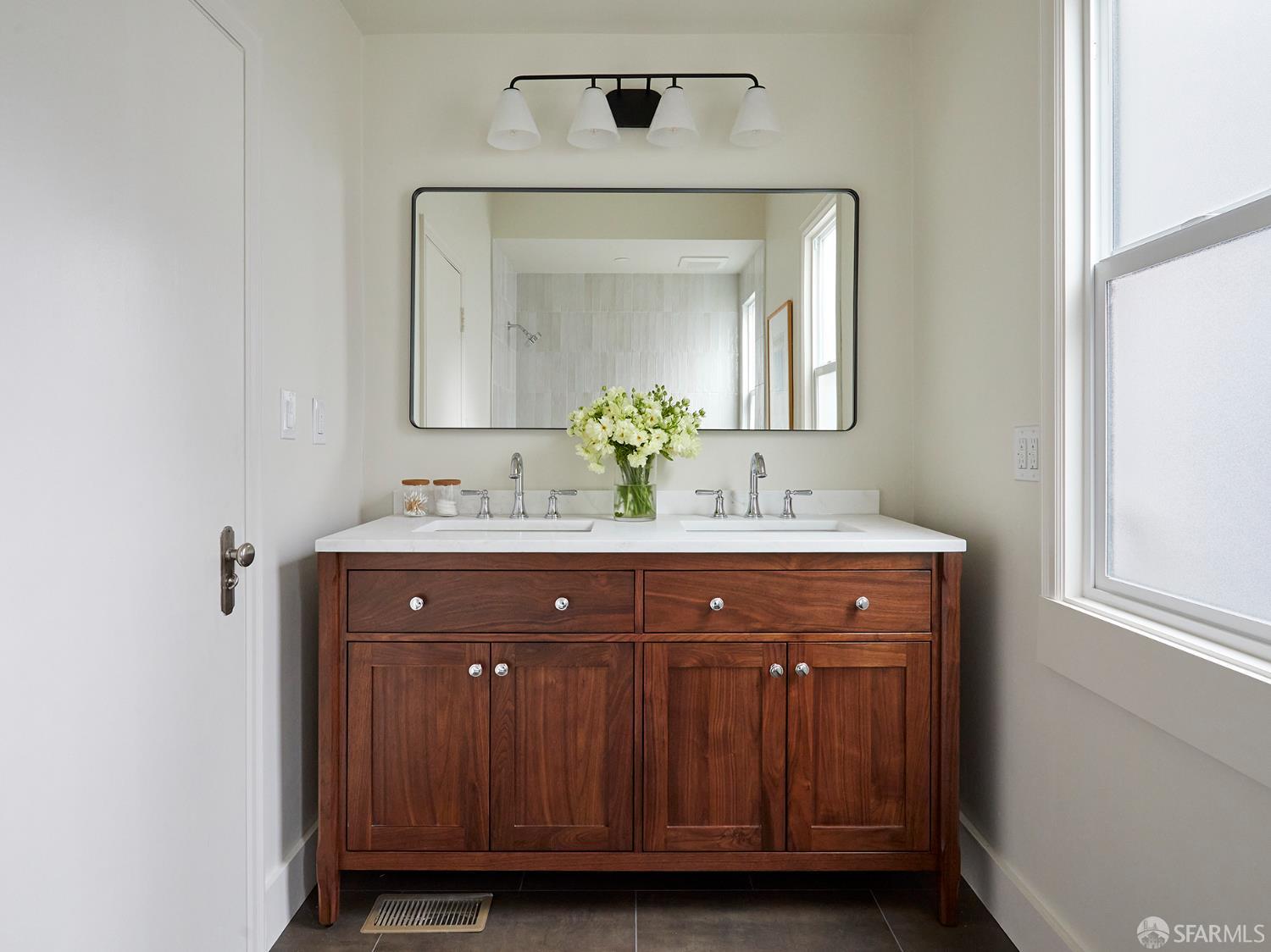 Photo #15: 426113616 Listing: Photo #15