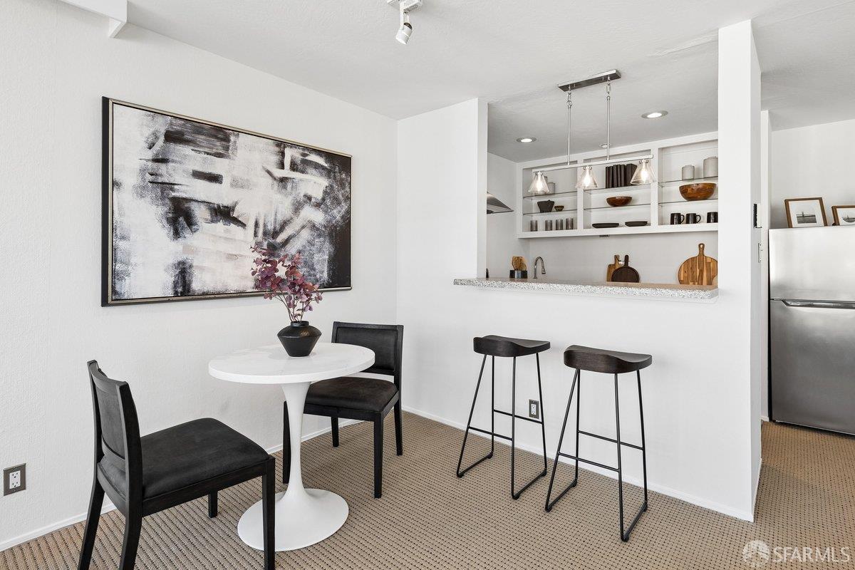 Photo #7: 426112279 Listing: Photo #7