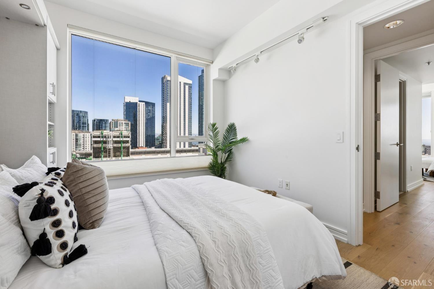 Photo #21: 426108116 Listing: Photo #21