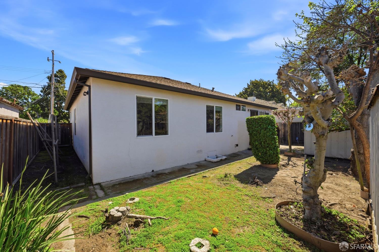 Detail Gallery Image 43 of 55 For 219 Verbena Dr, East Palo Alto,  CA 94303 - 3 Beds | 1 Baths