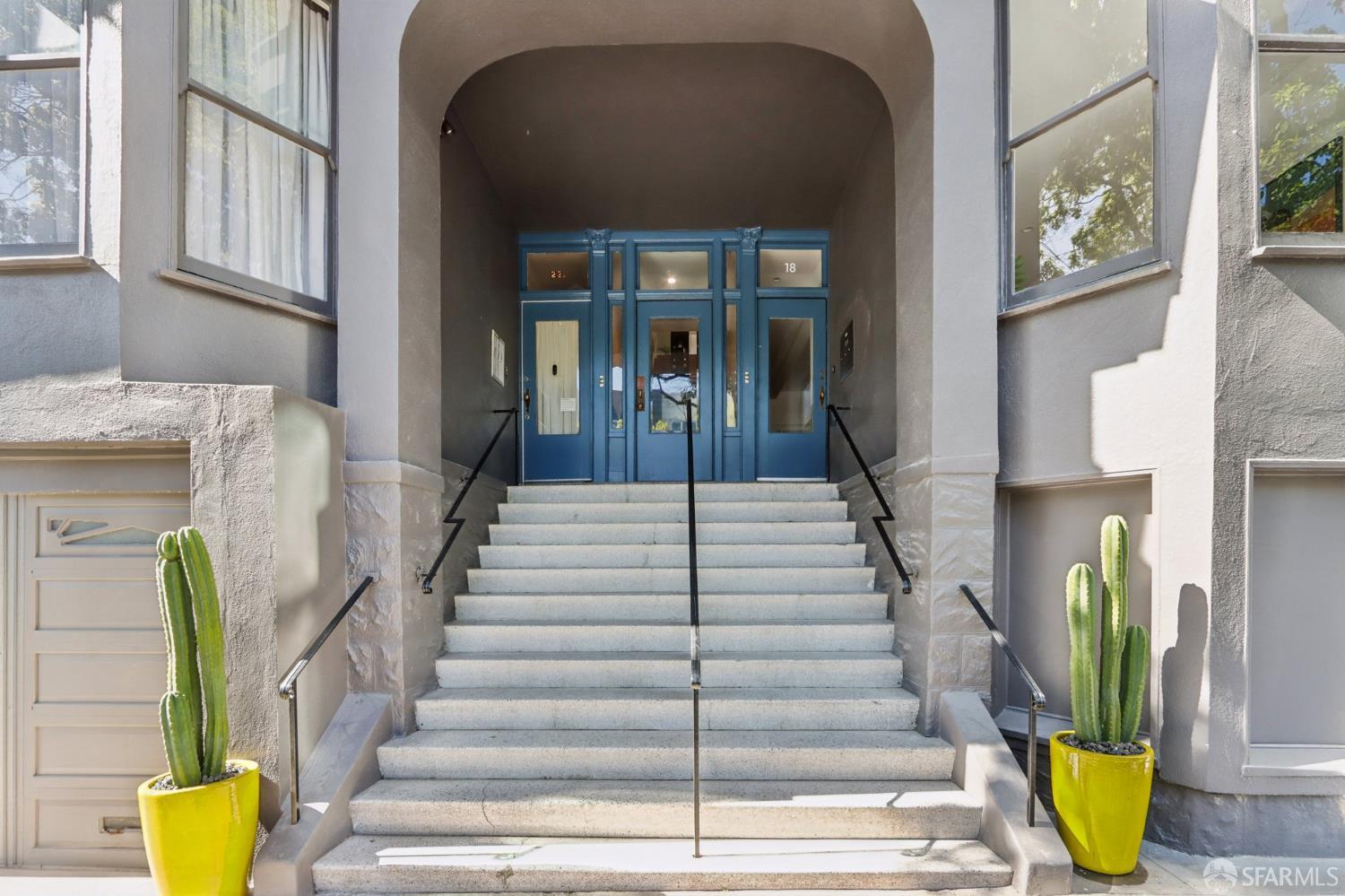 Photo #2: 426113739 Listing: Photo #2