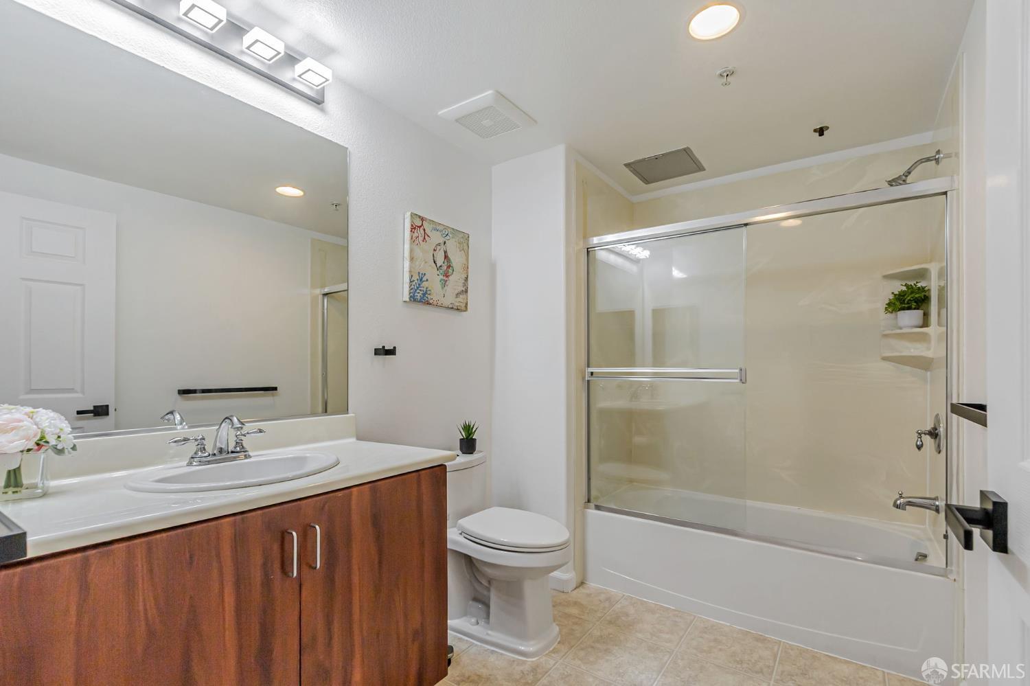 Detail Gallery Image 29 of 43 For 1101 S Main St #216,  Milpitas,  CA 95035 - 2 Beds | 2 Baths