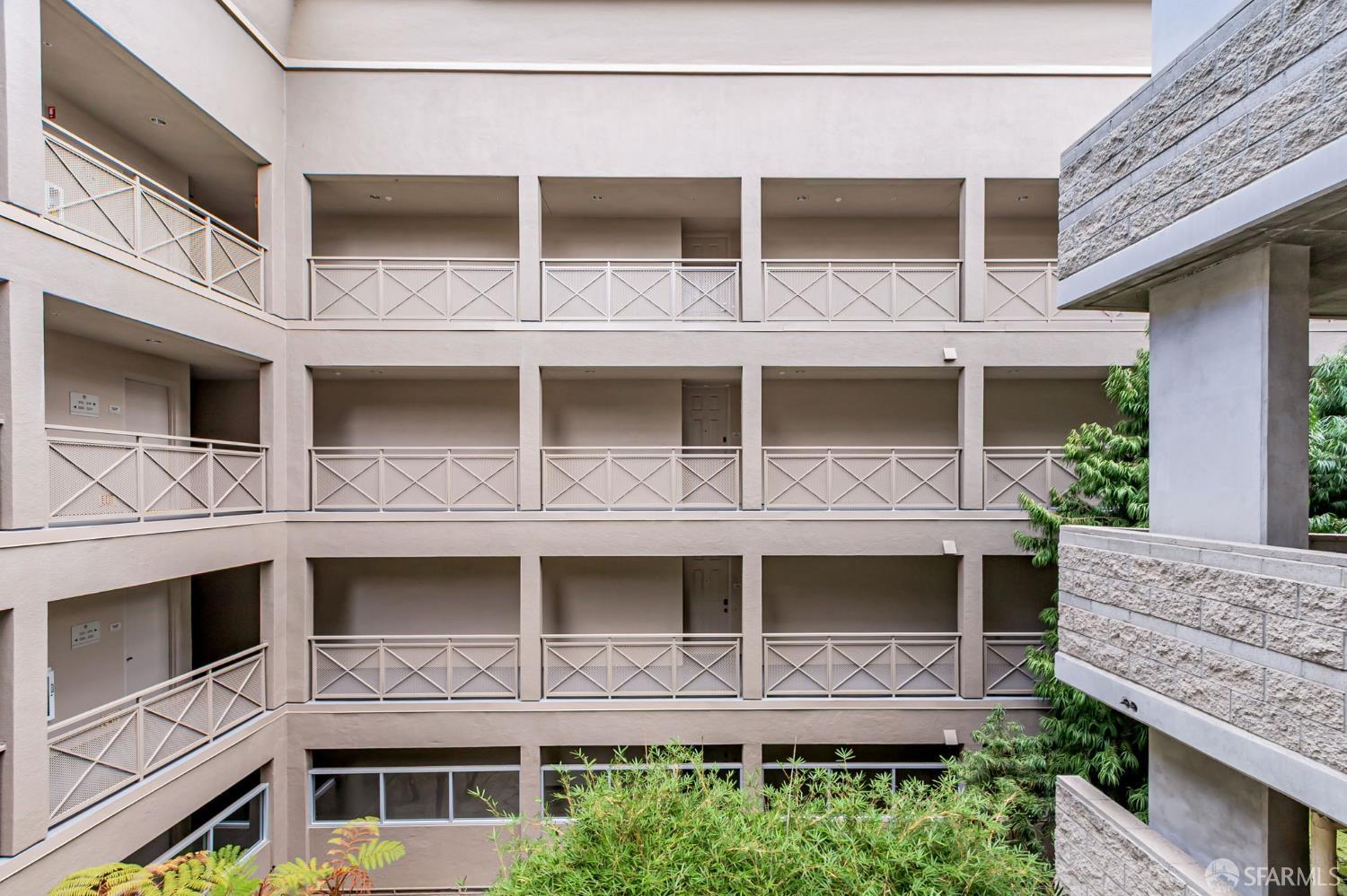 Detail Gallery Image 3 of 43 For 1101 S Main St #216,  Milpitas,  CA 95035 - 2 Beds | 2 Baths