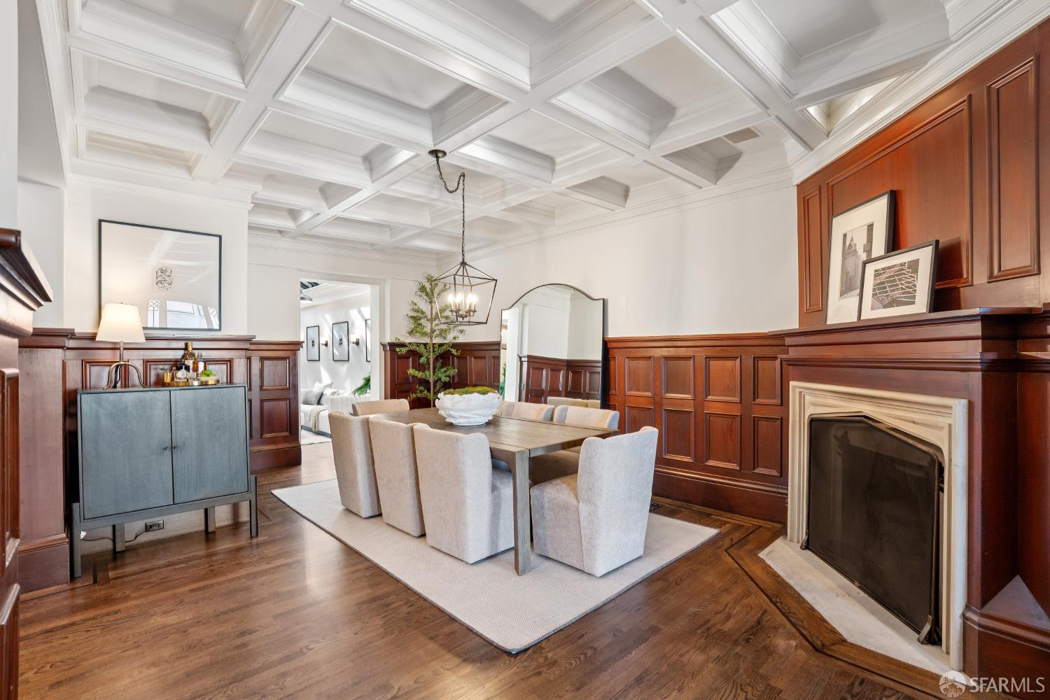 Detail Gallery Image 8 of 78 For 2535 Vallejo St, San Francisco,  CA 94123 - 3 Beds | 3/2 Baths