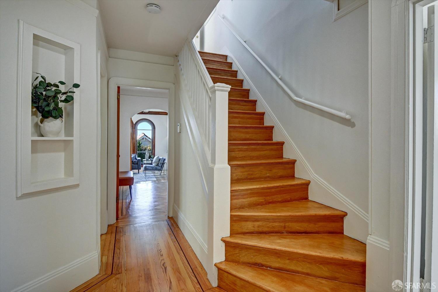 Detail Gallery Image 34 of 59 For 301 Santa Ana Ave, San Francisco,  CA 94127 - 3 Beds | 2 Baths