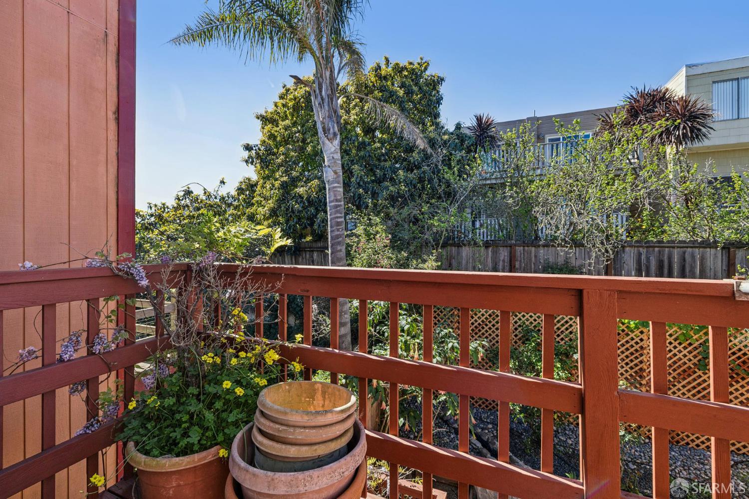 Detail Gallery Image 33 of 82 For 532 Franconia St, San Francisco,  CA 94110 - 5 Beds | 4 Baths