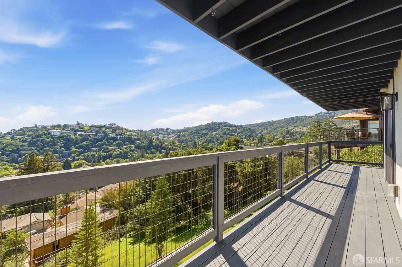 Detail Gallery Image 28 of 58 For 179 Bay View Dr, San Carlos,  CA 94070 - 3 Beds | 2/1 Baths