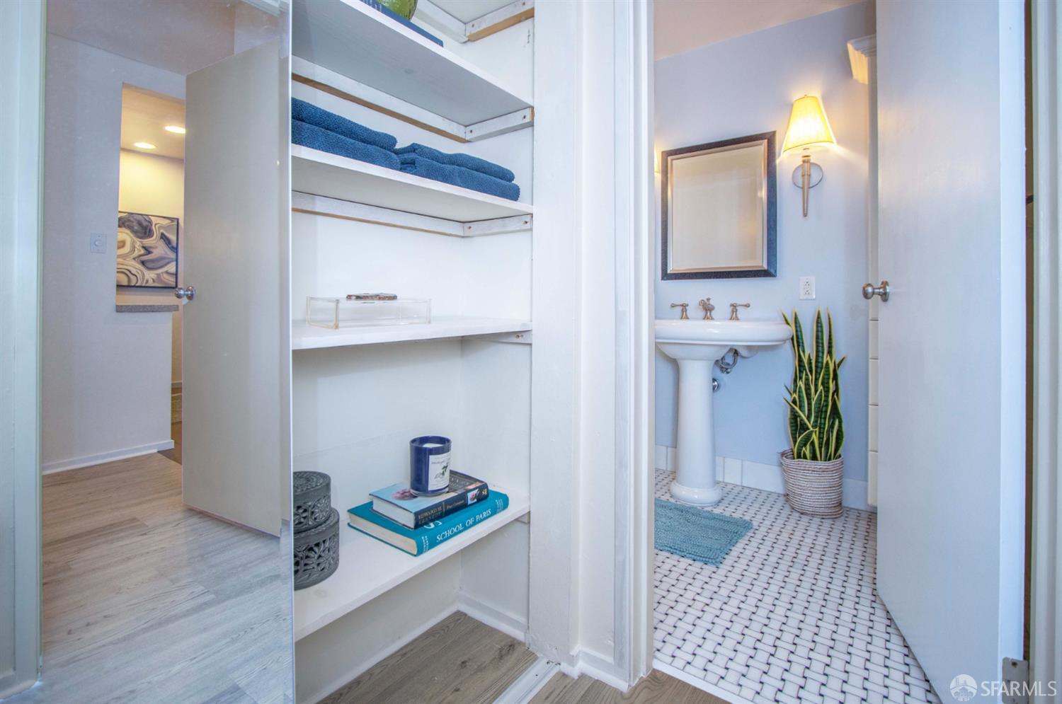 Photo #21: 426112924 Listing: Photo #21