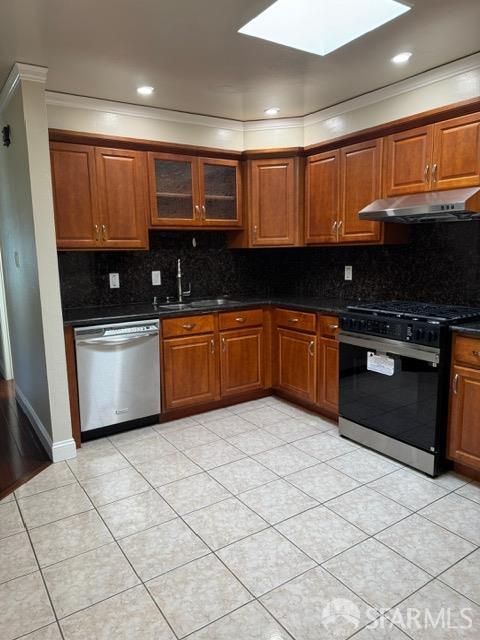 Detail Gallery Image 6 of 27 For 143 1st Ave, Daly City,  CA 94014 - 3 Beds | 2 Baths