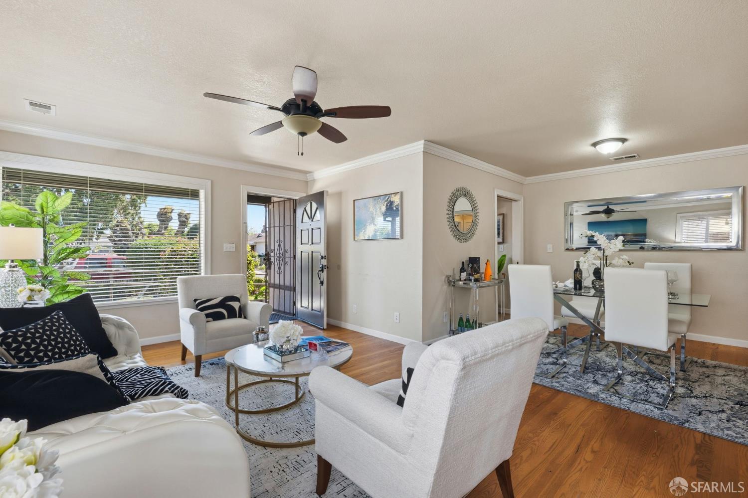 Detail Gallery Image 12 of 55 For 219 Verbena Dr, East Palo Alto,  CA 94303 - 3 Beds | 1 Baths