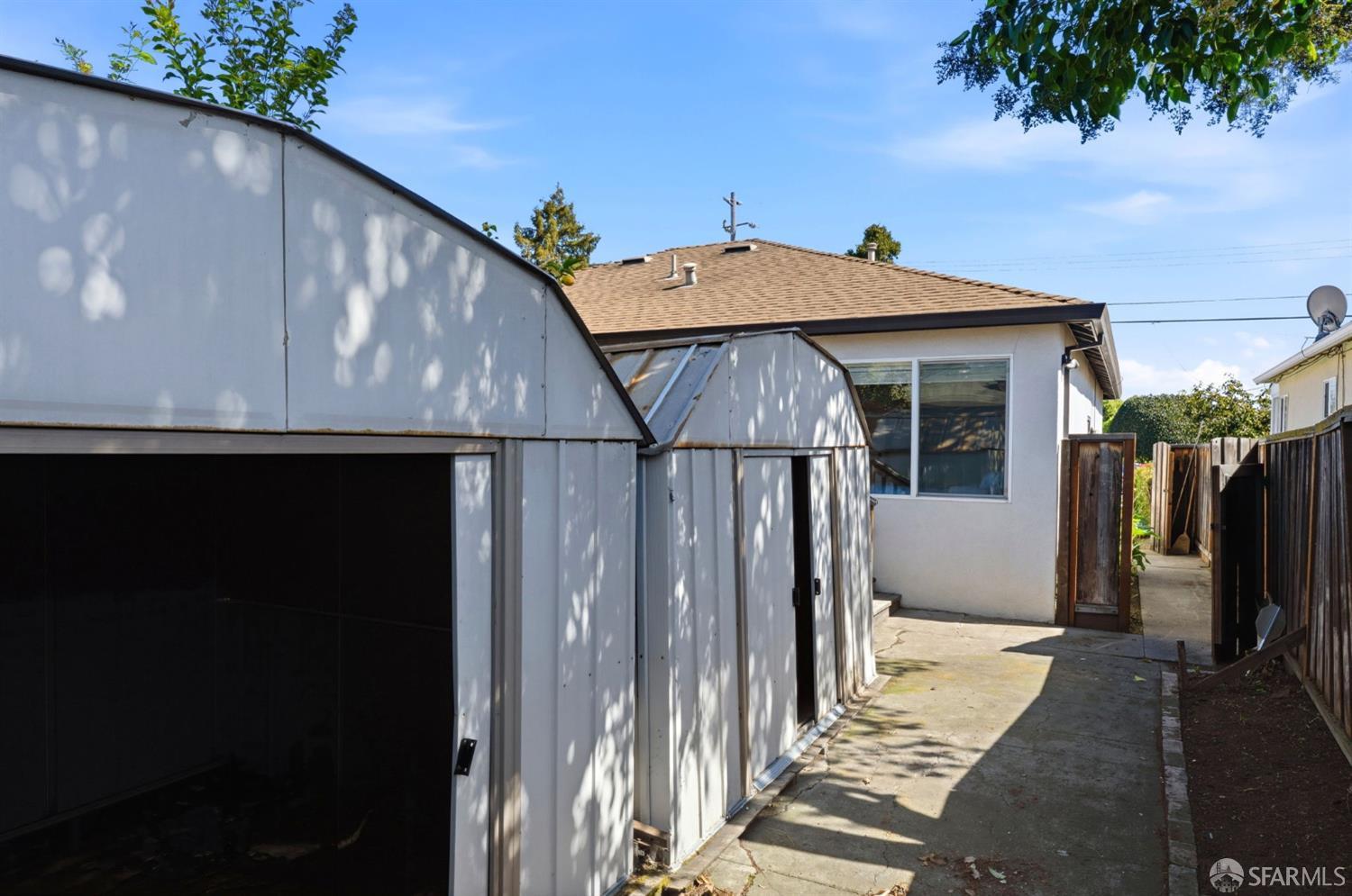 Detail Gallery Image 37 of 55 For 219 Verbena Dr, East Palo Alto,  CA 94303 - 3 Beds | 1 Baths