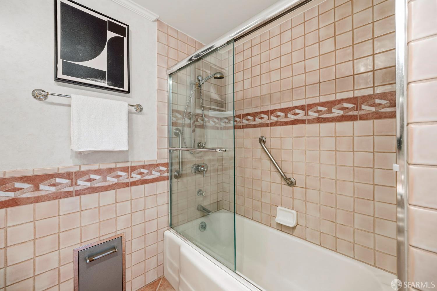 Photo #31: 426112495 Listing: Photo #31